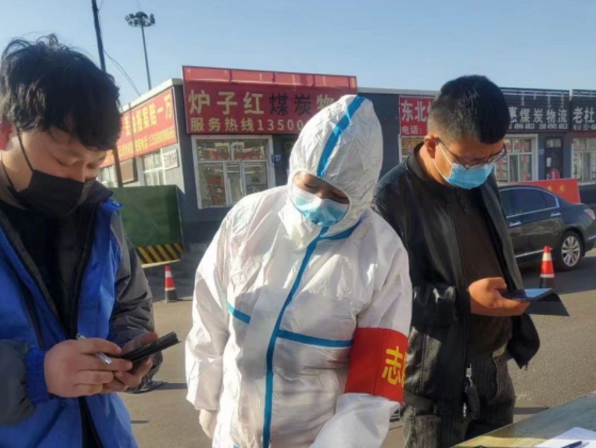 李晓雨加入支援纳林陶亥镇防疫一线事情