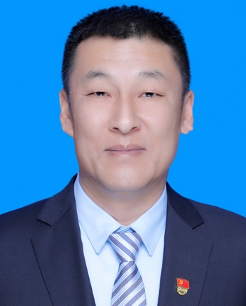 黄刚 党委副书记、总司理